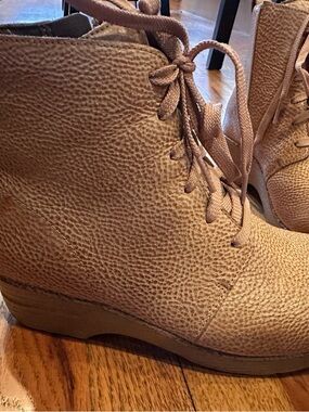 Dansko Sigourney Honey Leather Boots